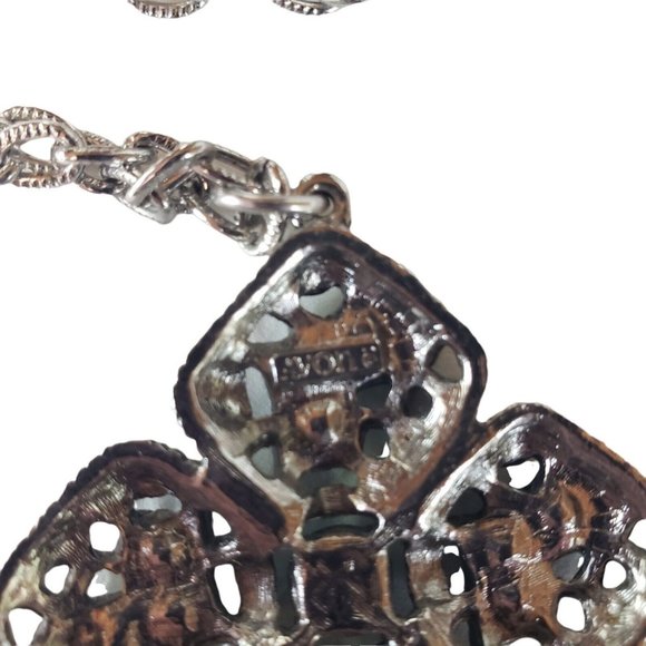 Avon Sierra Maltese Cross Faux Turquoise Necklace Pendant Vintage 1973 - Picture 8 of 12